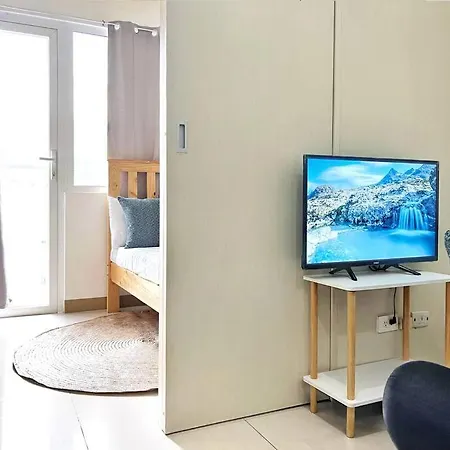1-Bedroom Condo In Las Pinas In Sm Southmall